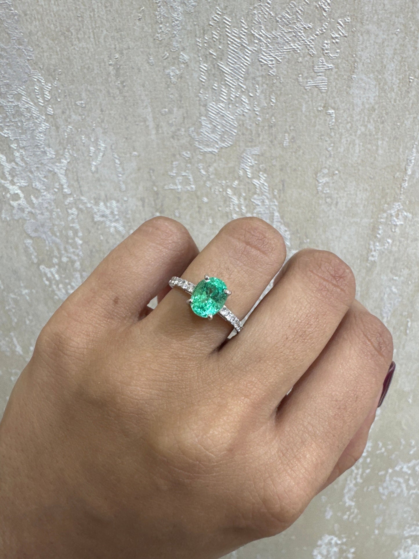 Real Colombian Emerald Ring Gold 2.08 CTS Emerald 7x9MM Size Oval Cut Emerald & White Diamond Ring Gold
