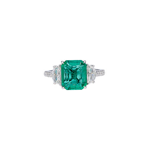 18K WHITE GOLD RING