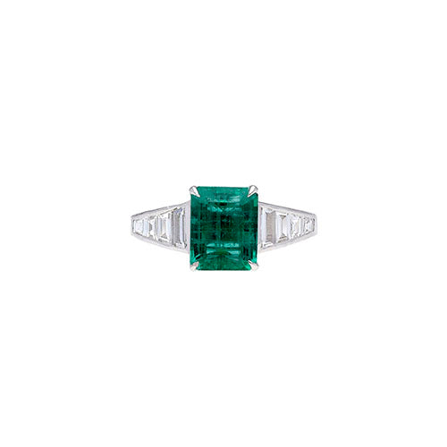 18K White Gold Ring