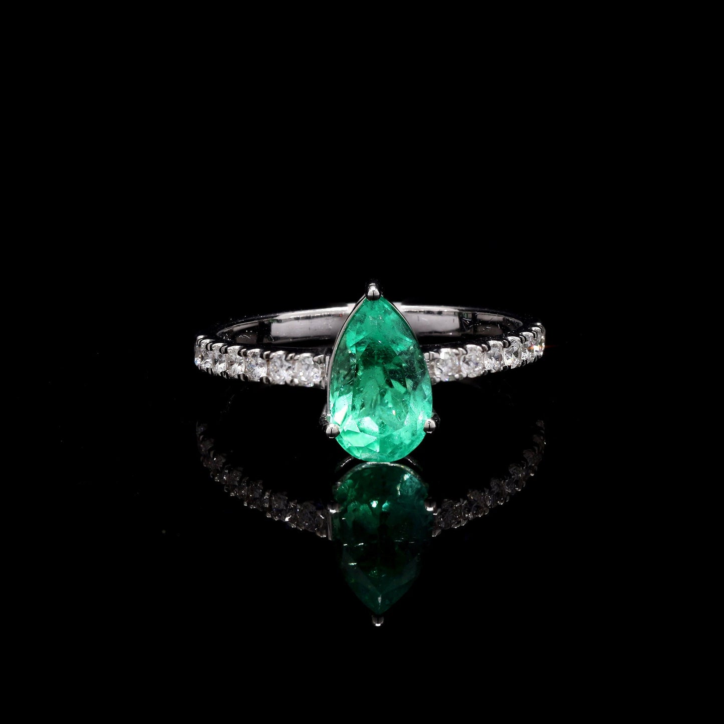 1.31cts Natural Emerald Diamond Ring Solid 18K White Gold Colombian Emerald Engagement Ring May Birthstone Emerald Jewelry Gift For Women