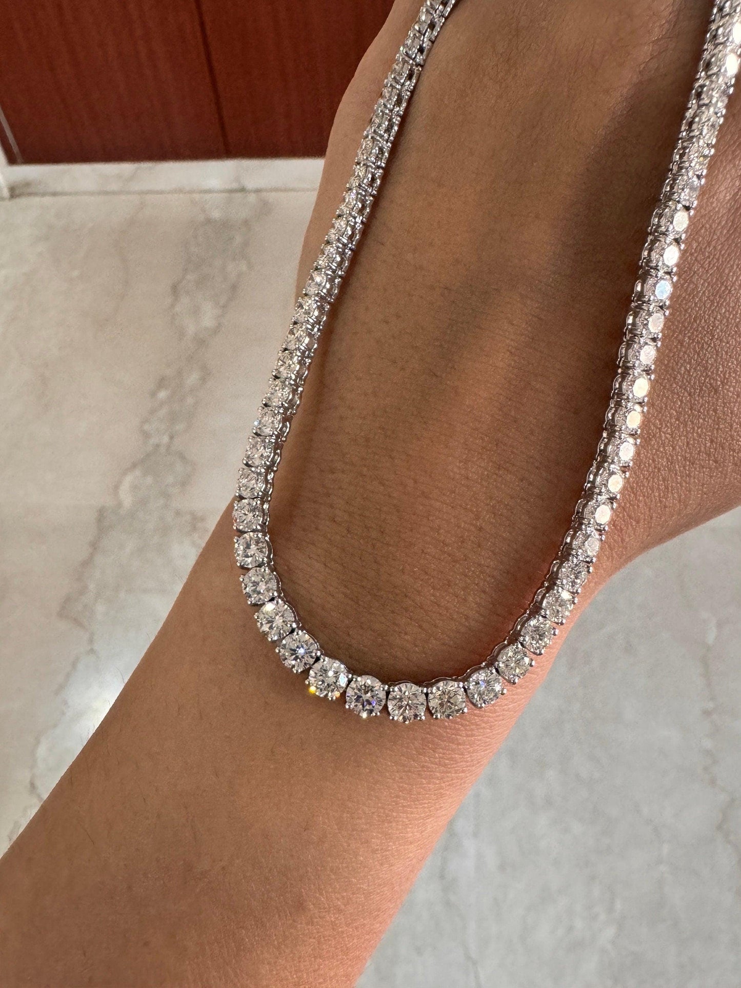 Solitaire Diamond Necklace Graduating 4.85 Cts - 3.30 Cts, Single Line Diamond Necklace Gold, Solitaire Diamond For Her, Bride Necklace