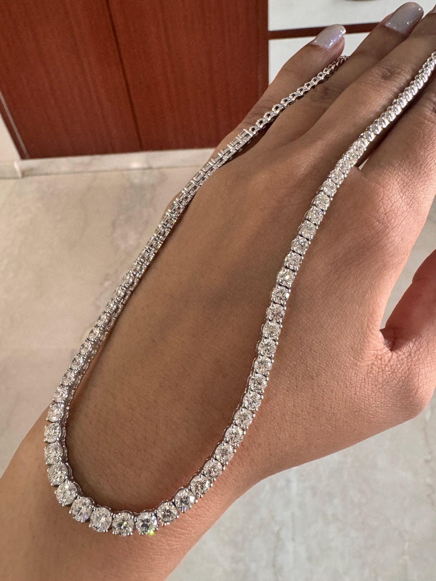 Solitaire Diamond Necklace Graduating 4.85 Cts - 3.30 Cts, Single Line Diamond Necklace Gold, Solitaire Diamond For Her, Bride Necklace
