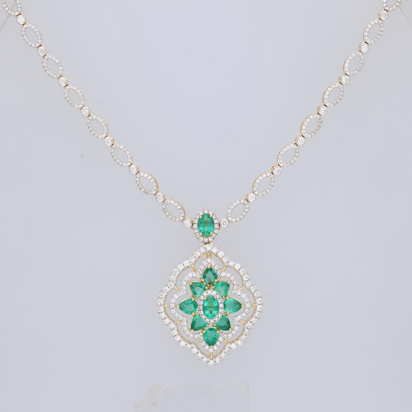 Emerald diamond pendant necklace gold / Diamond 18k yellow gold chain / Emerald necklace gold jewelry / Pear cut oval emerald pendant