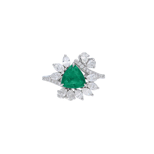 18K WHITE GOLD RING