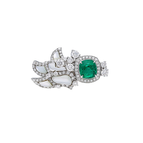 18K WHITE GOLD RING